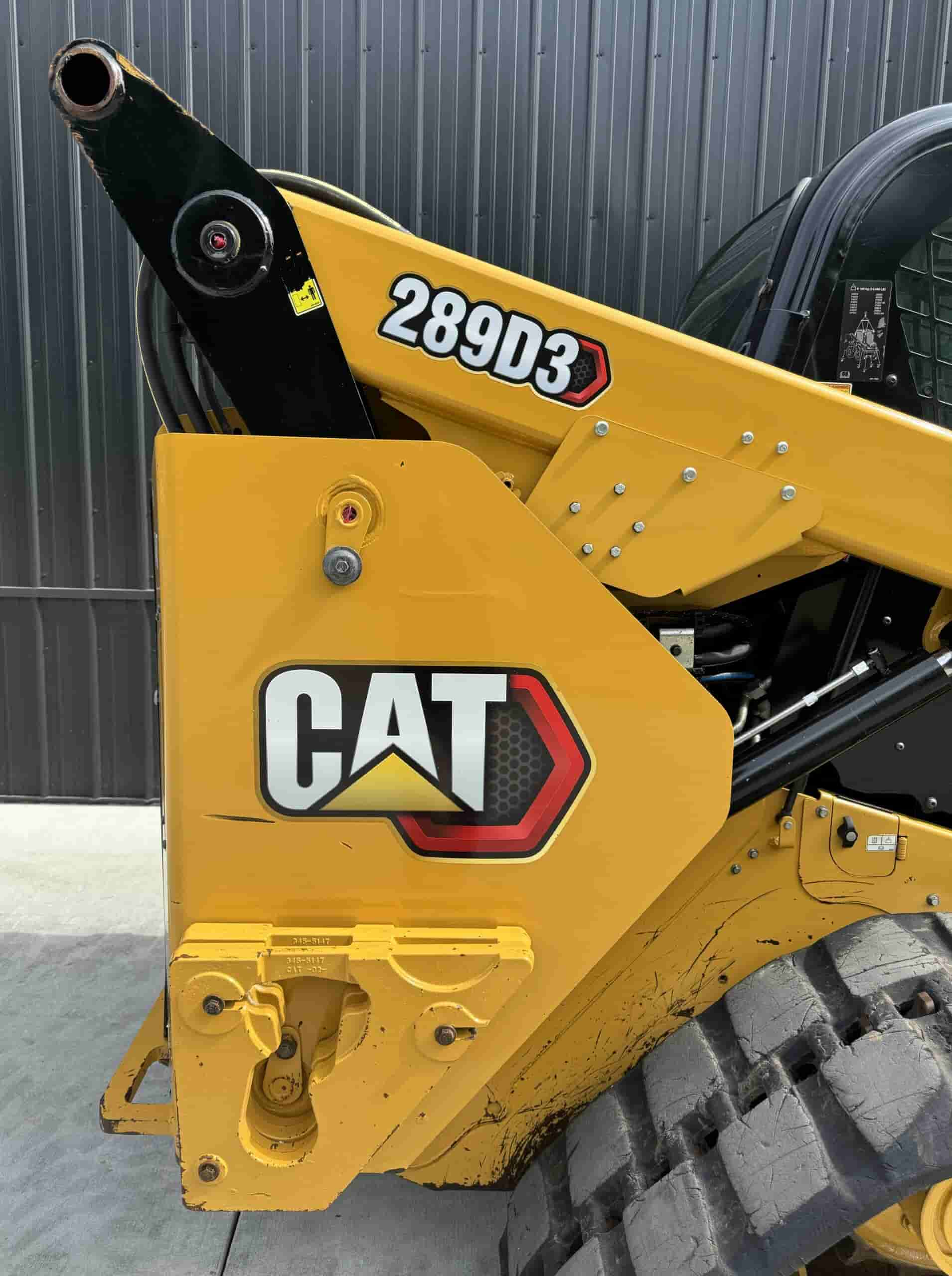 2020 CAT 289D3
